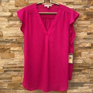 NEW Women’s V-neck solid pink blouse with cap sleeve